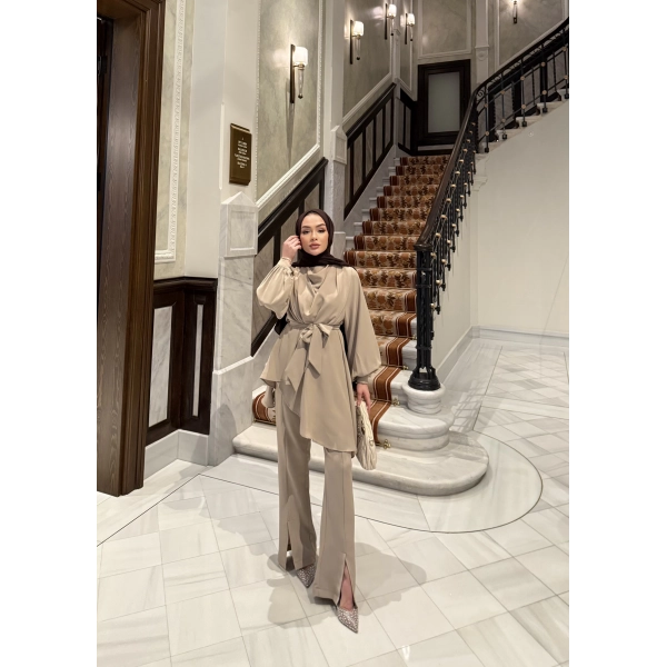 Werner Takım - Bej - ÖN SİPARİŞ 15 GÜN İÇİNDE GELİCEKTİR