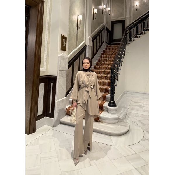 Werner Takım - Bej - ÖN SİPARİŞ 15 GÜN İÇİNDE GELİCEKTİR