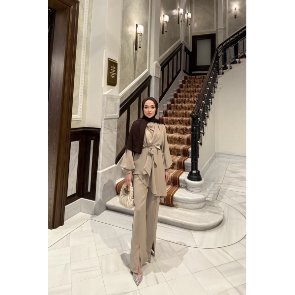 Werner Takım - Bej - ÖN SİPARİŞ 15 GÜN İÇİNDE GELİCEKTİR