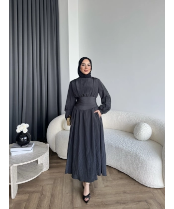 Moi - Özden Bel Detay Elbise - Siyah - ÖN SİPARİŞTİR