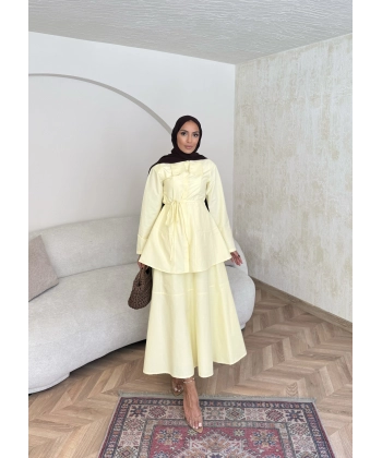 Belden Oturtmalı Etekli Takım - Sarı