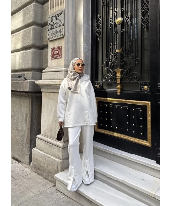 Kamar Düğmeli Takım - Beyaz