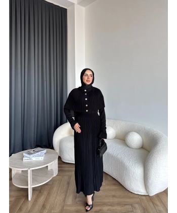 Piliseli Triko Elbise - Siyah