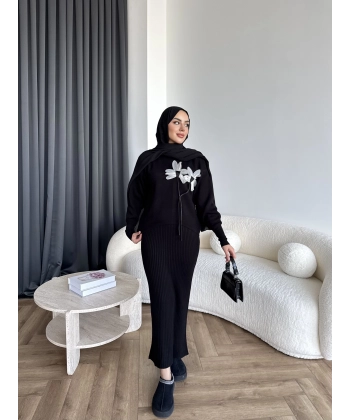 Pls-Çiçek Detay Jile Elbise - Siyah