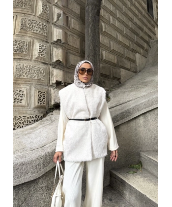 Roza Tüylü Yelek - Bej