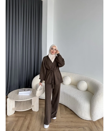 Sursula Ön Bağlamalı Triko Takım - Kahve