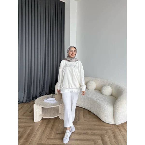 1-Muadil Taşlı Sweat - Beyaz
