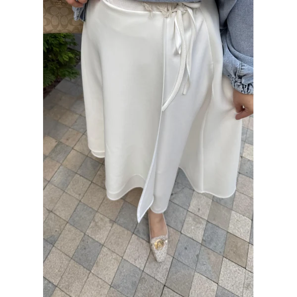 Bağcıklı Scuba Etek - Beyaz