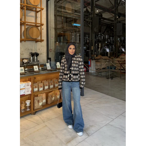 Baklava Desen Hırka - Siyah