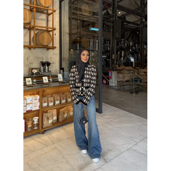 Baklava Desen Hırka - Siyah