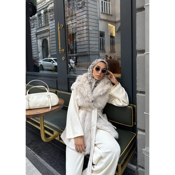 Baslin Kürk Yelek - Bej