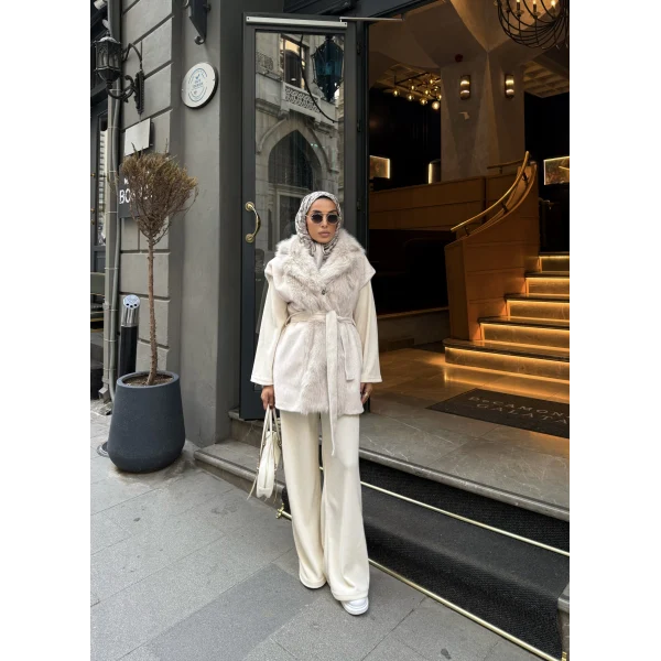 Baslin Kürk Yelek - Bej