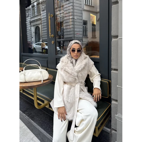 Baslin Kürk Yelek - Bej