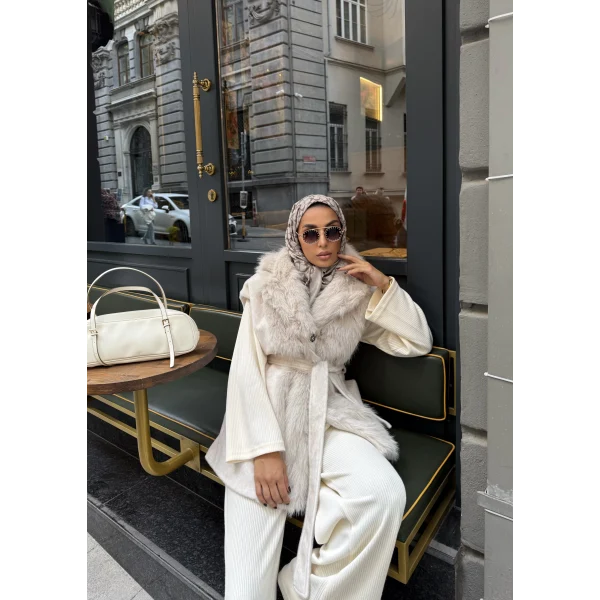 Baslin Kürk Yelek - Bej