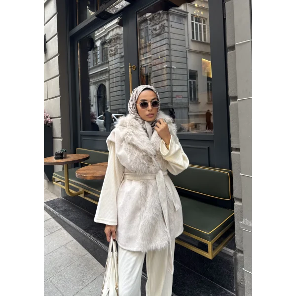 Baslin Kürk Yelek - Bej