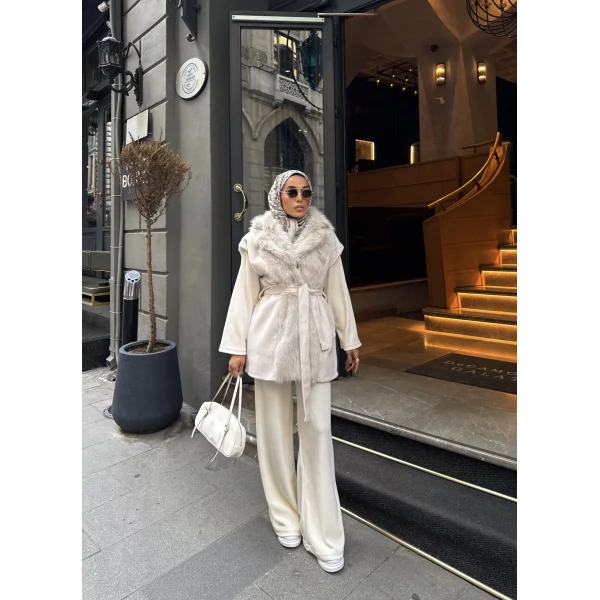 Baslin Kürk Yelek - Bej