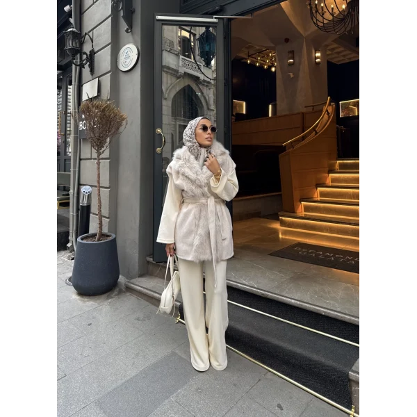 Baslin Kürk Yelek - Bej