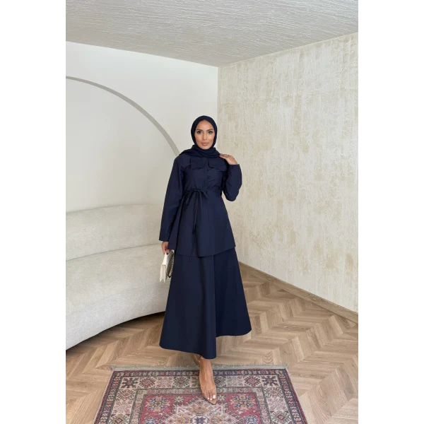 Belden Oturtmalı Etekli Takım - Lacivert