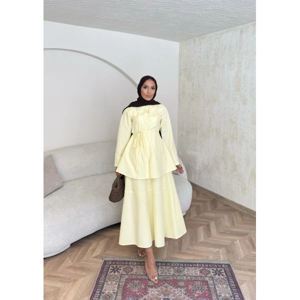 Belden Oturtmalı Etekli Takım - Sarı