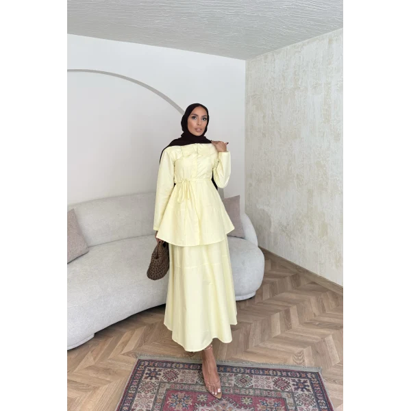 Belden Oturtmalı Etekli Takım - Sarı