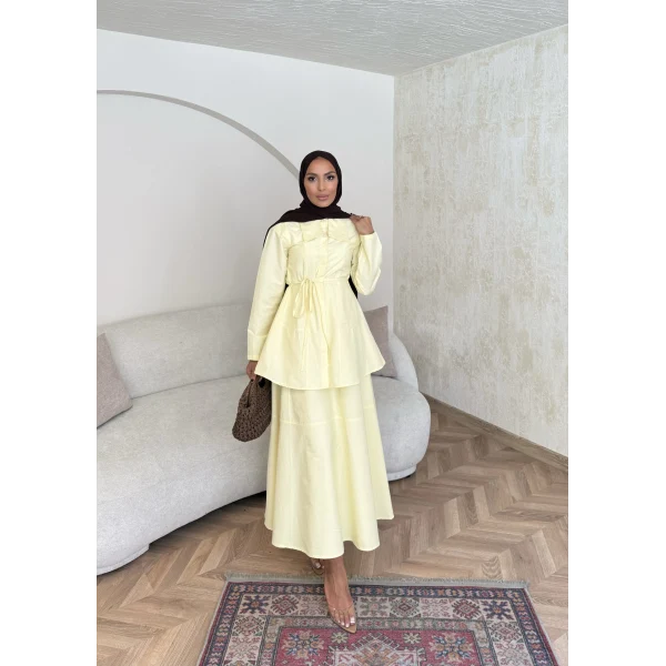 Belden Oturtmalı Etekli Takım - Sarı