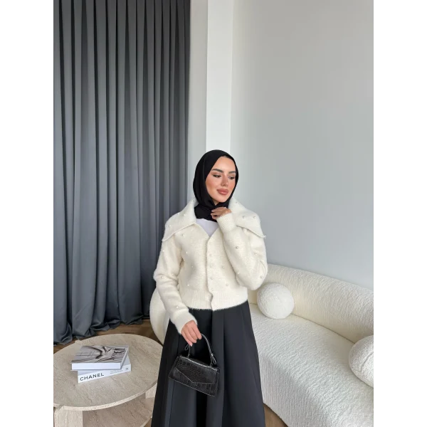 Boncuk Detaylı Mini Hırka - Ekru