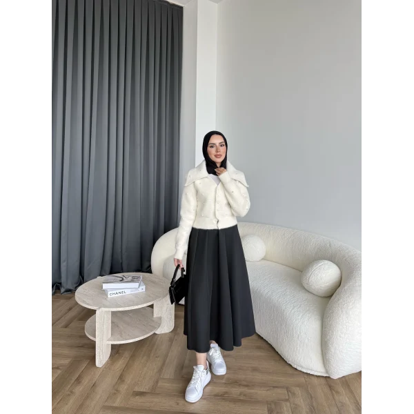 Boncuk Detaylı Mini Hırka - Ekru