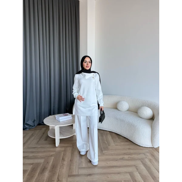 Btç-Freyi Gold Düğme Detay Scuba Takım - Beyaz