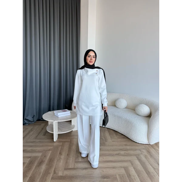 Btç-Freyi Gold Düğme Detay Scuba Takım - Beyaz