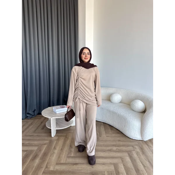 Btç-Özdet Yan Büzgülü Takım - Bej
