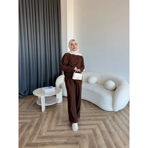 Btç-Özdet Yan Büzgülü Takım - Kahve