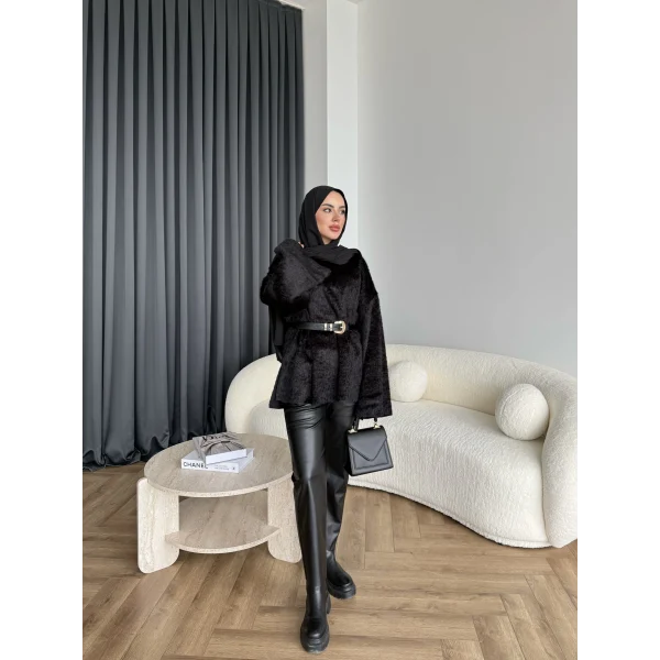 Darlan Tüylü Kazak - Siyah