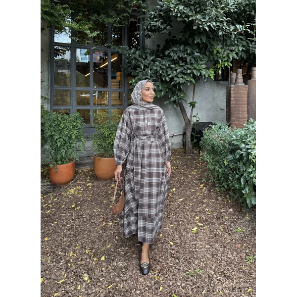 Doria Kareli Elbise - Kahve - ÖN SİPARİŞ