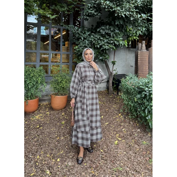 Doria Kareli Elbise - Kahve - ÖN SİPARİŞ