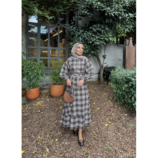 Doria Kareli Elbise - Kahve - ÖN SİPARİŞ