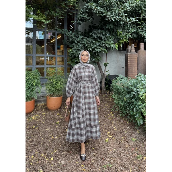 Doria Kareli Elbise - Kahve - ÖN SİPARİŞ