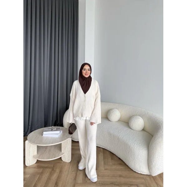 Elenor Düğmeli Triko Takım - Bej