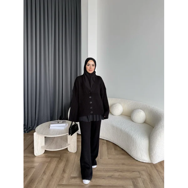 Elenor Düğmeli Triko Takım - Siyah