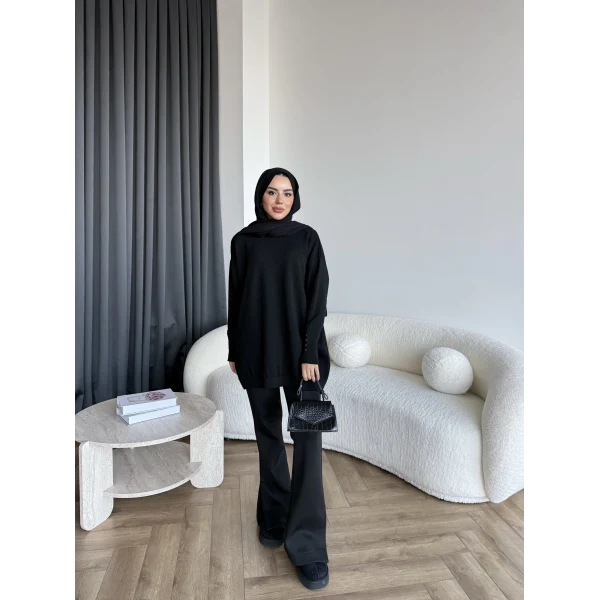 Evar Simli Kolu Düğmeli Triko Kazak - Siyah