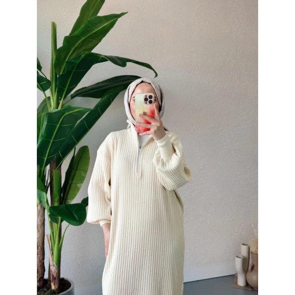 Fermuar Detaylı Triko Elbise - Krem