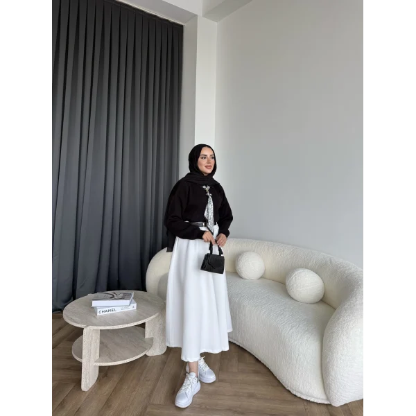 Fiyonklu Kazak - Siyah