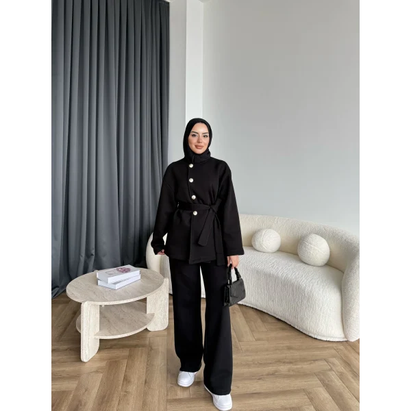 Gold Düğmeli 3 İplik Takım - Siyah