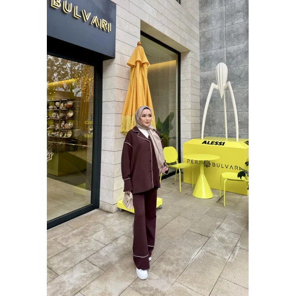 Gold Düğmeli Biyeli Takım - Kahve