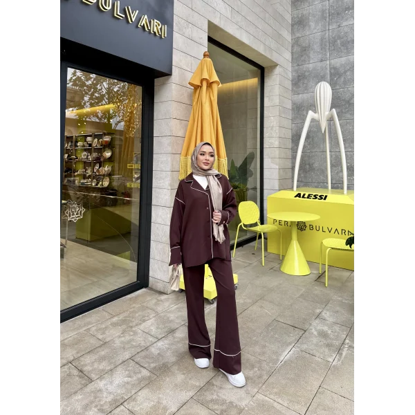 Gold Düğmeli Biyeli Takım - Kahve