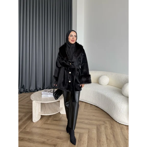 Gold Düğmeli Mont - Siyah