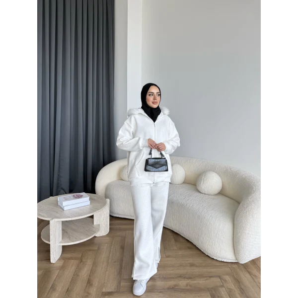Hps-Taşlı Kürk Detay Takım - Beyaz