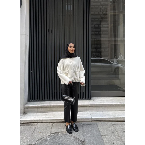 İnci Şerit Detaylı Kürk Ceket - Beyaz