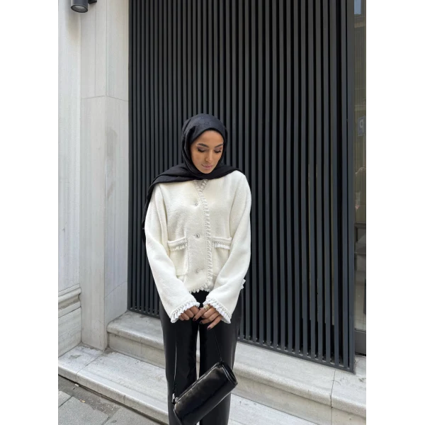 İnci Şerit Detaylı Kürk Ceket - Beyaz