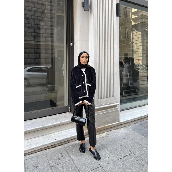 İnci Şerit Detaylı Kürk Ceket - Siyah