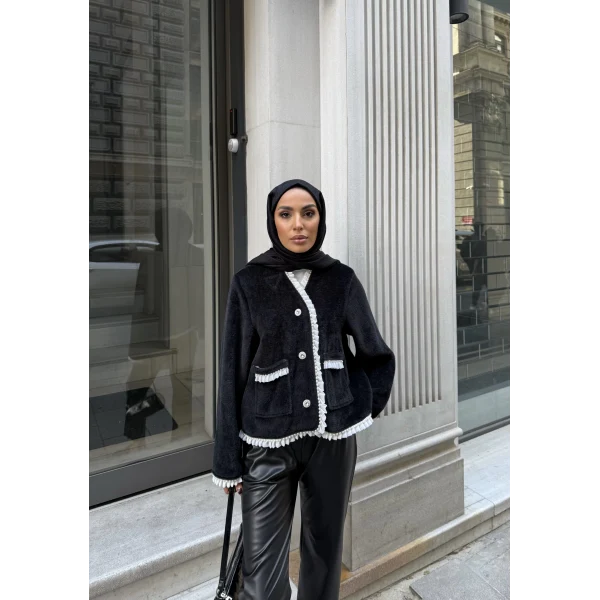 İnci Şerit Detaylı Kürk Ceket - Siyah